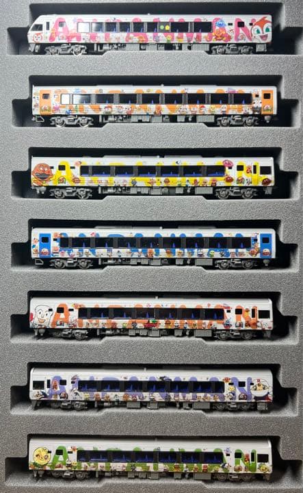 KATO 四国2000系 アンパンマン ラッピング(4代目) 購入 KATO JR四国