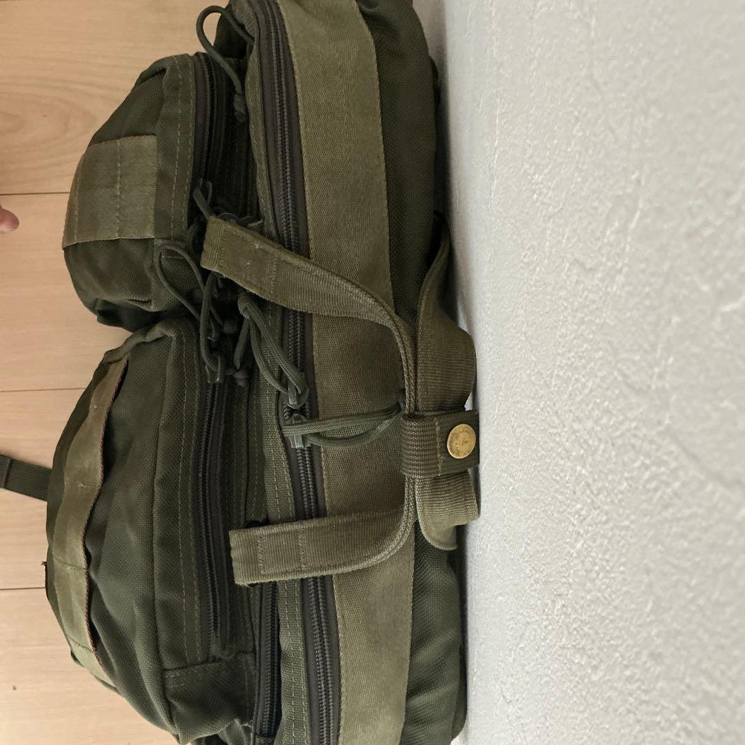 BRIEFING NEO TRINITY LINER レンジャーグリーン