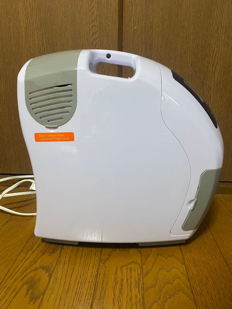 使用37時間のみ】酸素濃縮器 犬猫 酸素室 ペット介護 残量99%ありの