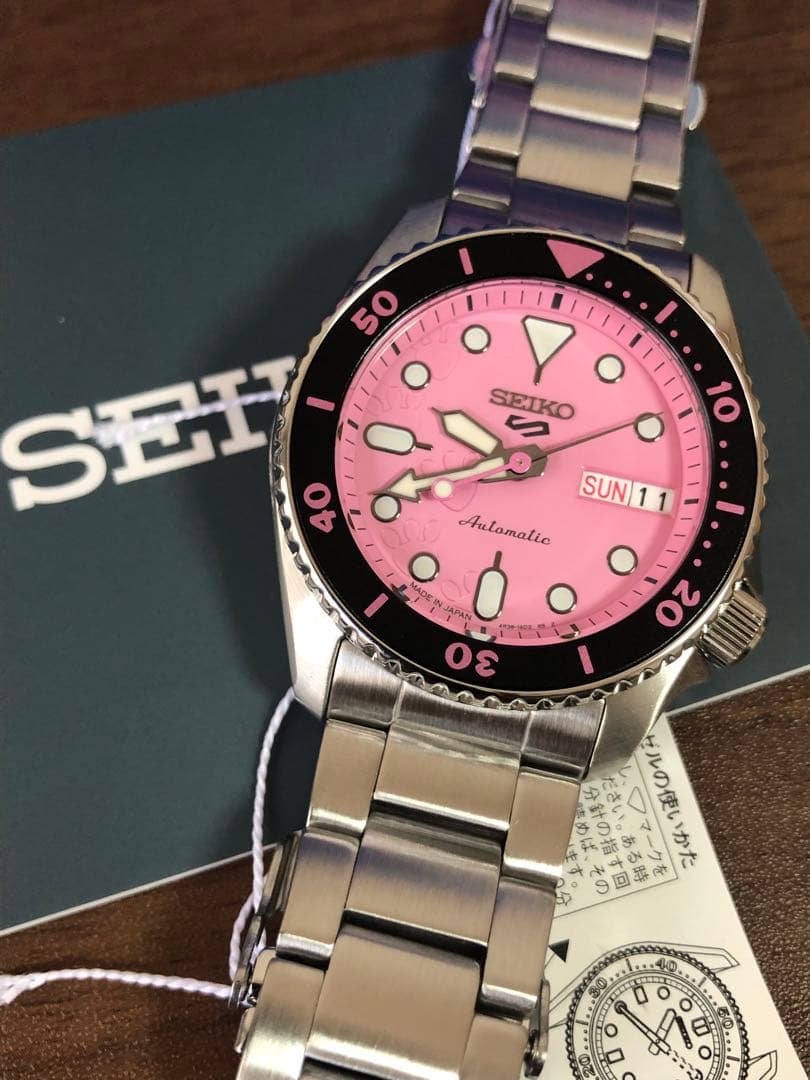 時計 SEIKO SBSA321 Pink Panther