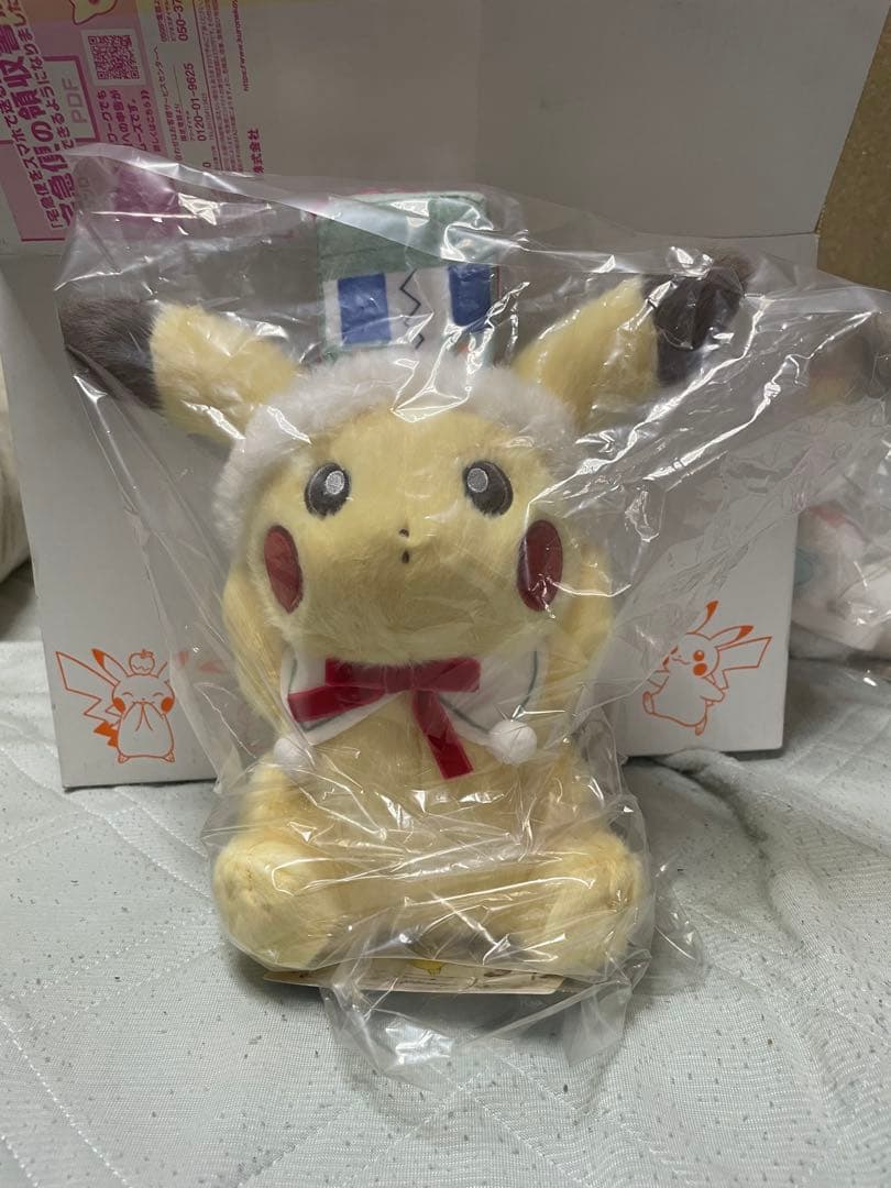 ポケモン　ホリデイ　ぬいぐるみ　ピカチュウ　ニンフィア　サーナイト　セット