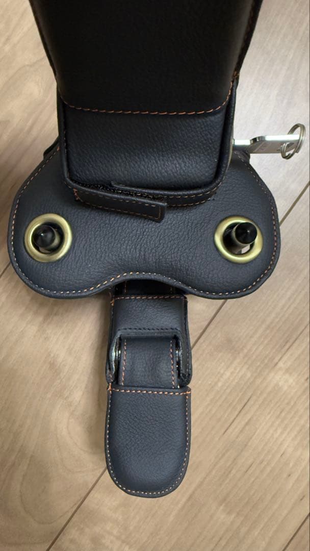 TRD ステアリングロック