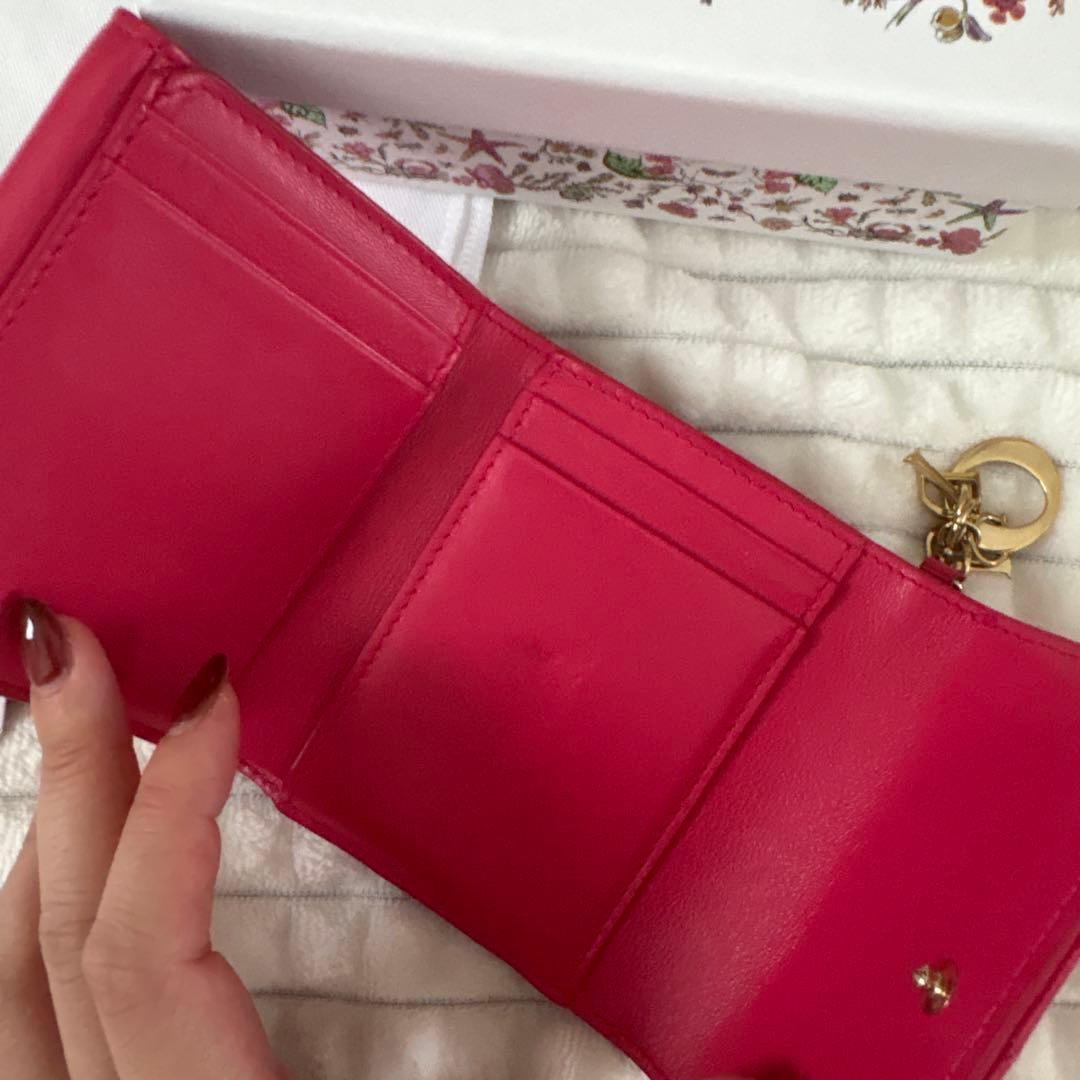 Lady Doir ロータスウォレットカナージュパテントカーフスキン【日本限定】