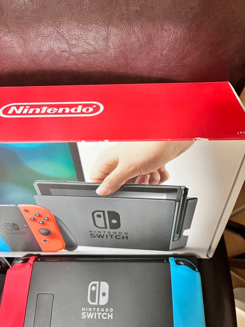 Nintendo Switch箱付き・大容量128GB microSDカード付き