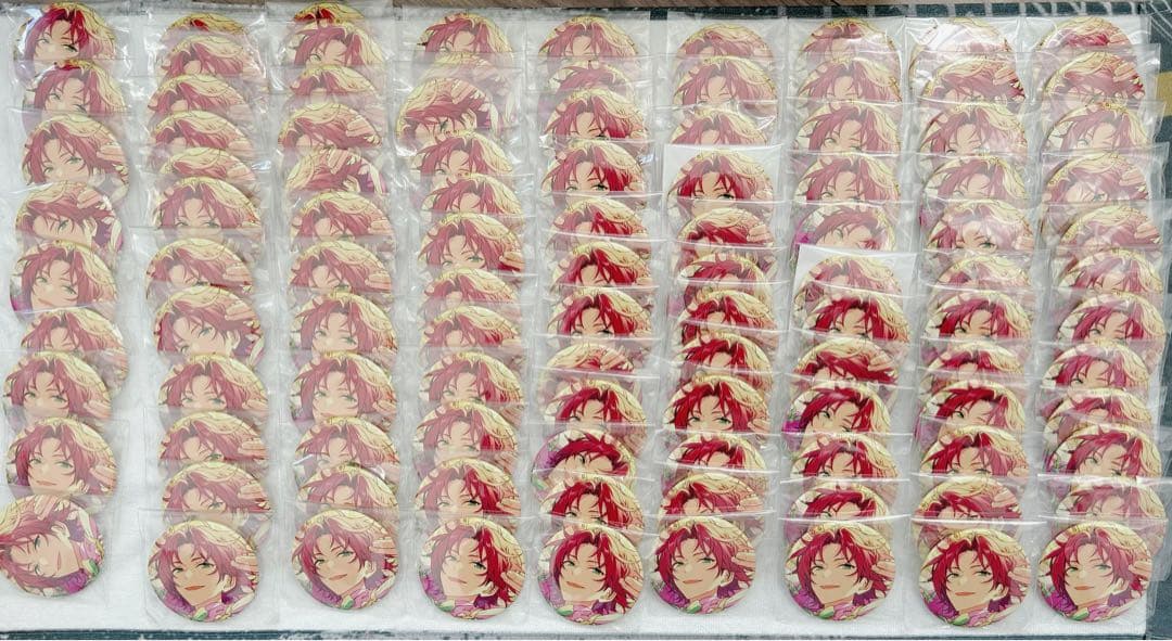 衣更真緒 2024 May idol 缶バッジ - メルカリ