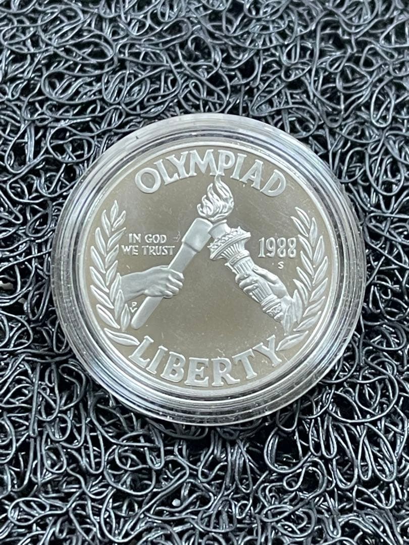 アメリカ合衆国1ドル銀貨アメリカ 1988年1ドル 銀貨 ソウル