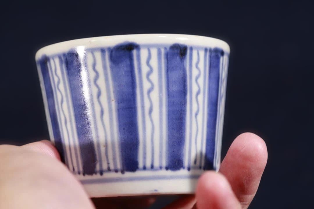 462　古伊万里染付ヨロケ縞文様蕎麦猪口　無傷美品　幕末