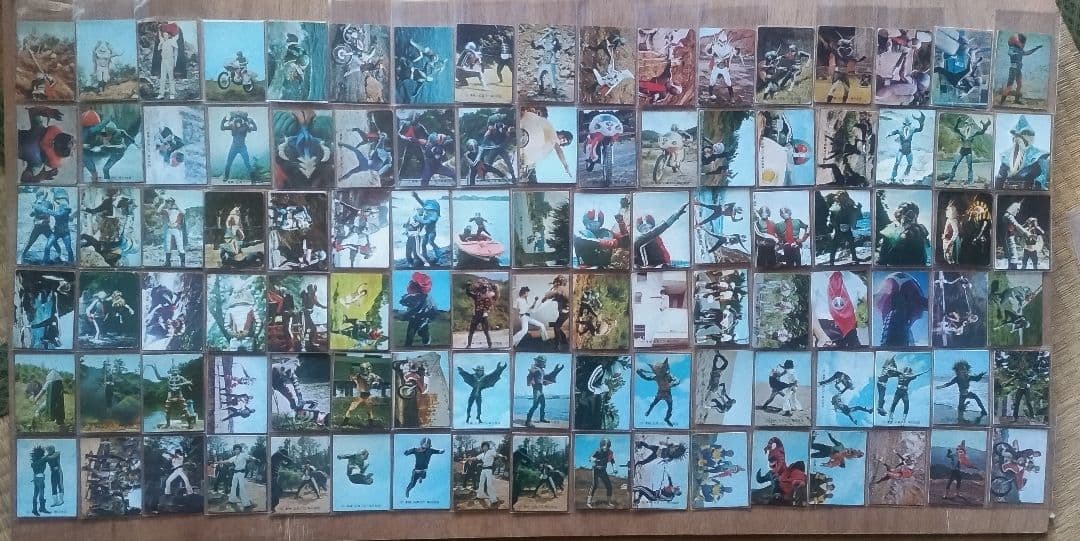 旧カルビー仮面ライダーカード ダブリ無し496枚、496種 アルバム7冊セット