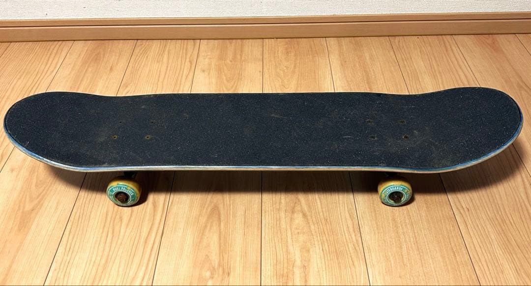 REAL 8.0インチ スケートボード コンプリートデッキ リアル