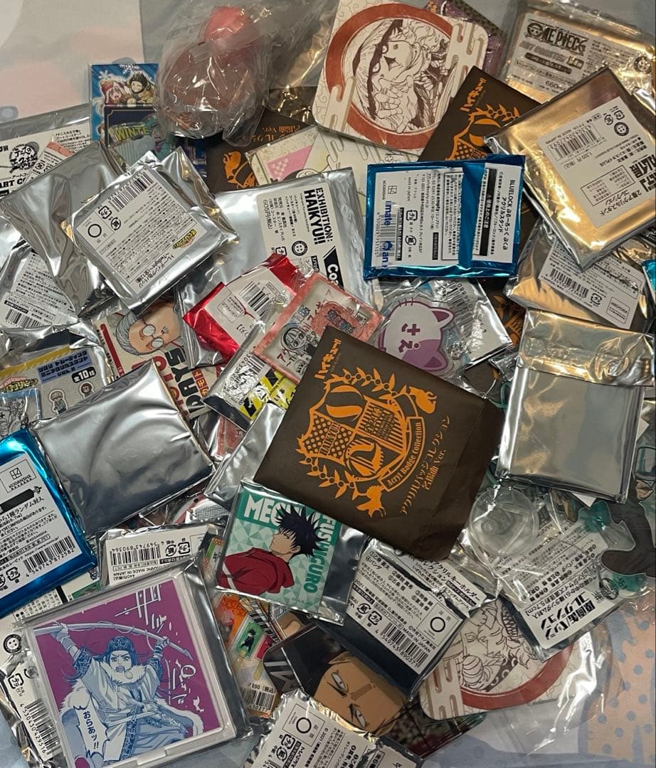 アニメ・マンガ・キャラクター　紙類　紙系　紙雑貨　大量　まとめ売り　大