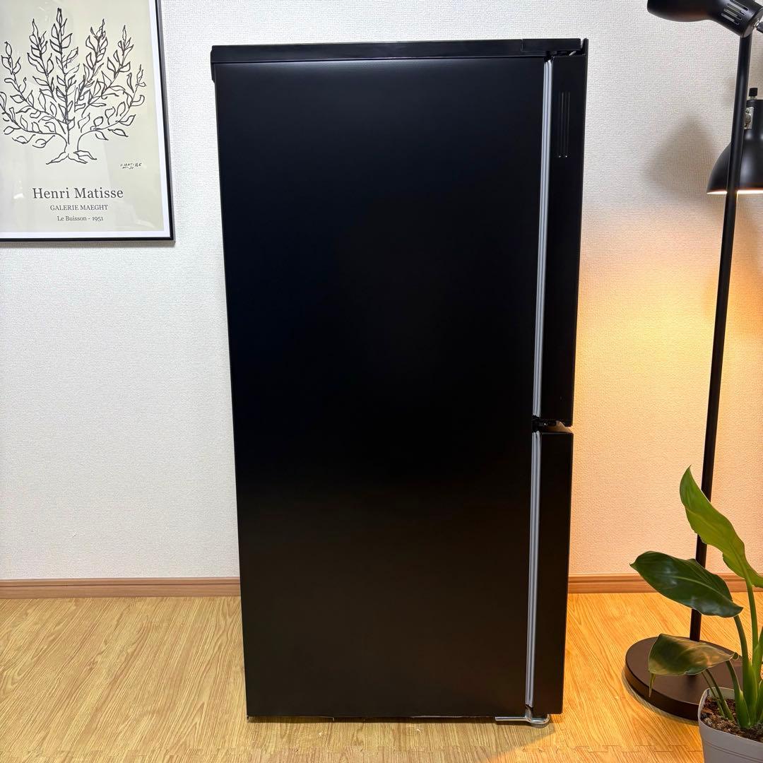 2022年製 冷蔵庫 一人暮らし 単身用 小型 3ヶ月保証付き ガラスドア 高級