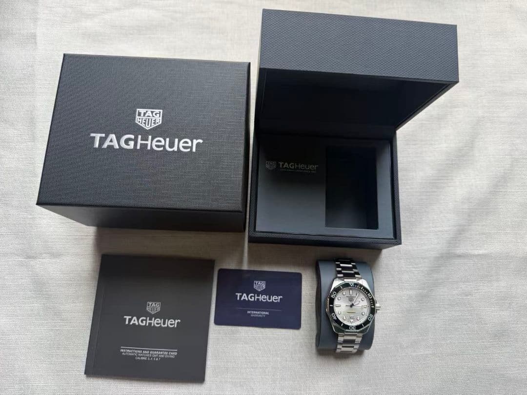 タグホイヤー アクアレーサー プロフェッショナル300 WBP201C