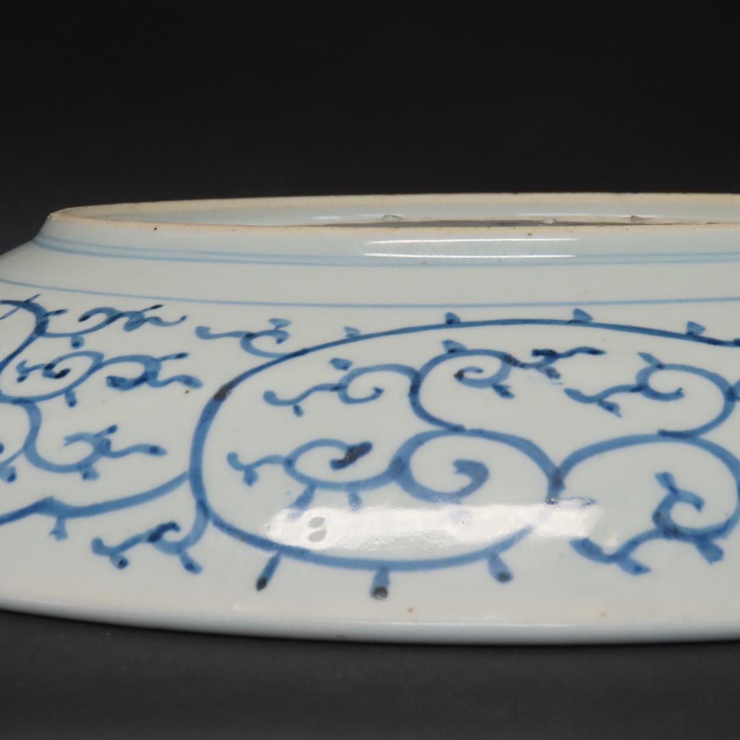 ⭕395 古伊万里写し 染付 全蛸唐草文 大皿 無傷 直径43cm 飾り皿盛り皿