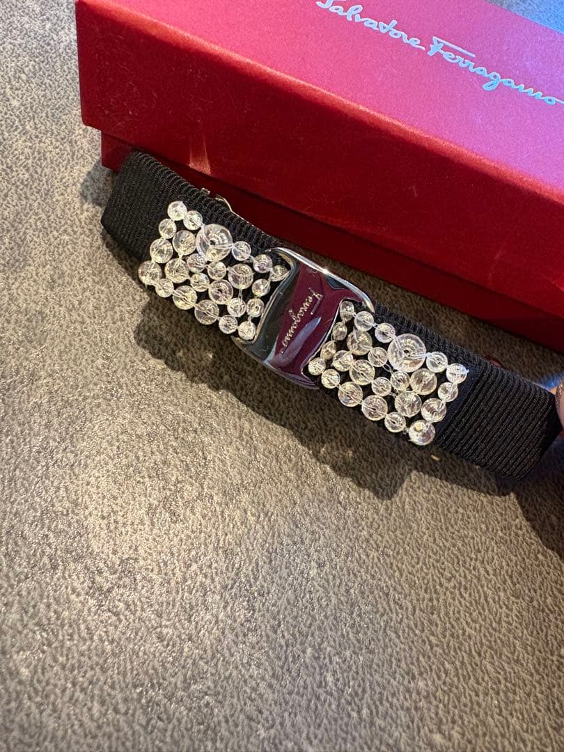 フェラガモ　バレッタ