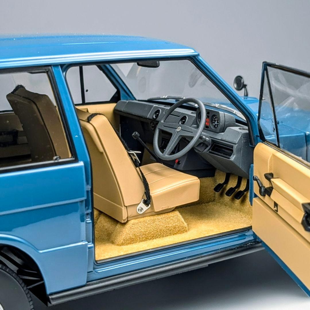 Almost Real 1/18 レンジローバー 1970 トスカーナブルー