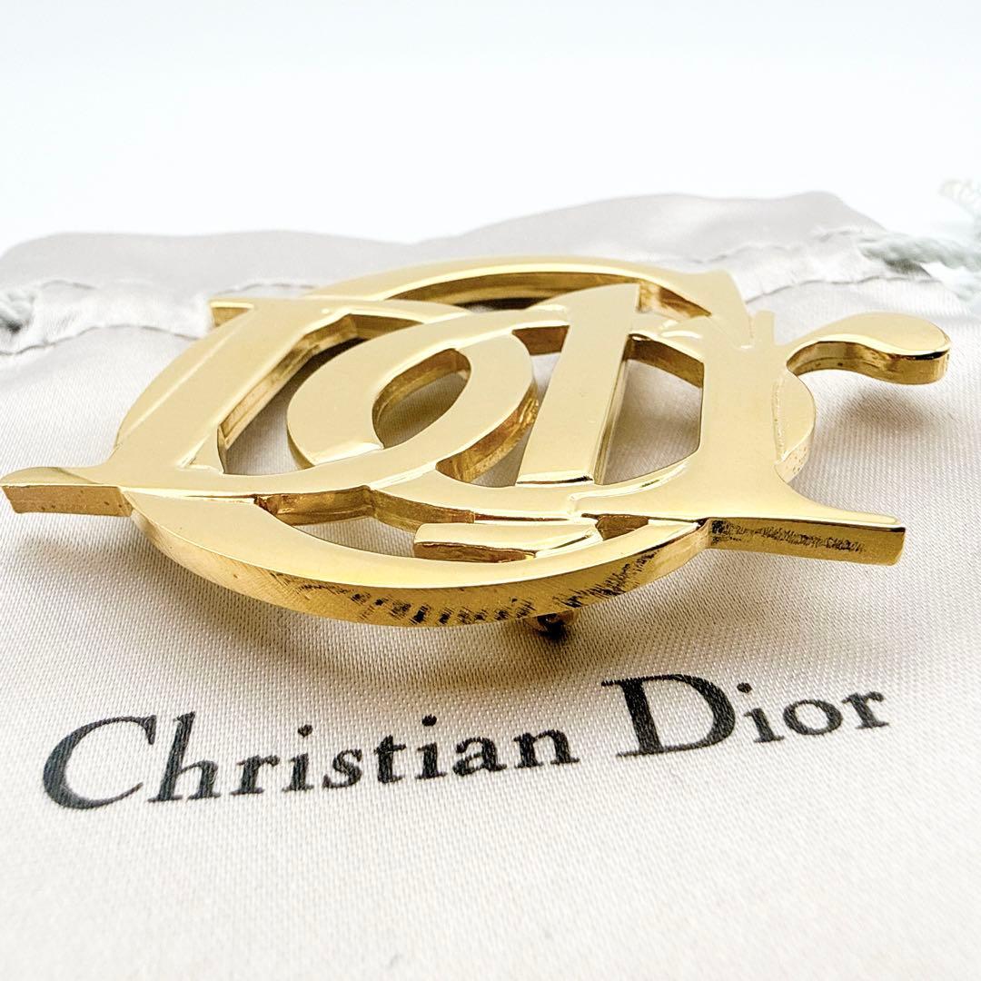3014-4 極美品✨Dior ブローチ CD ロゴ 希少 刻印 - メルカリ