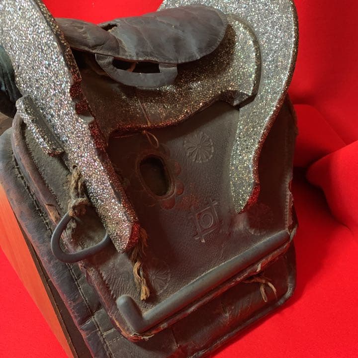 馬具 鎧 馬術 床の間 馬好き 骨董品 博物館 美術館 螺鈿細工 貝細工馬の