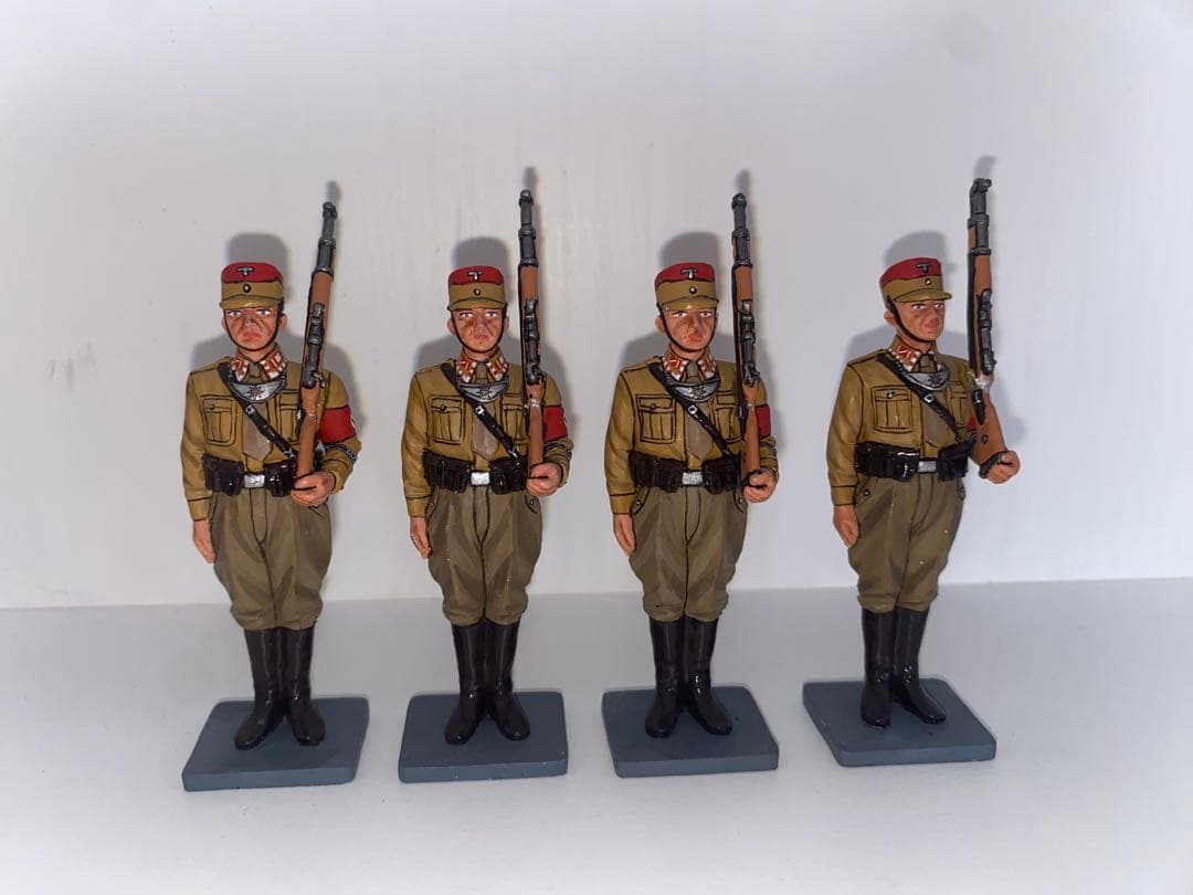 KING & COUNTRY'S メタル製フィギュア　スケール1:30　14隊