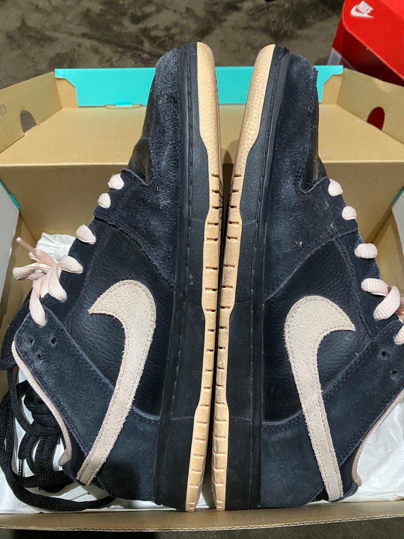 Nike Dunk Low ピンクデビル