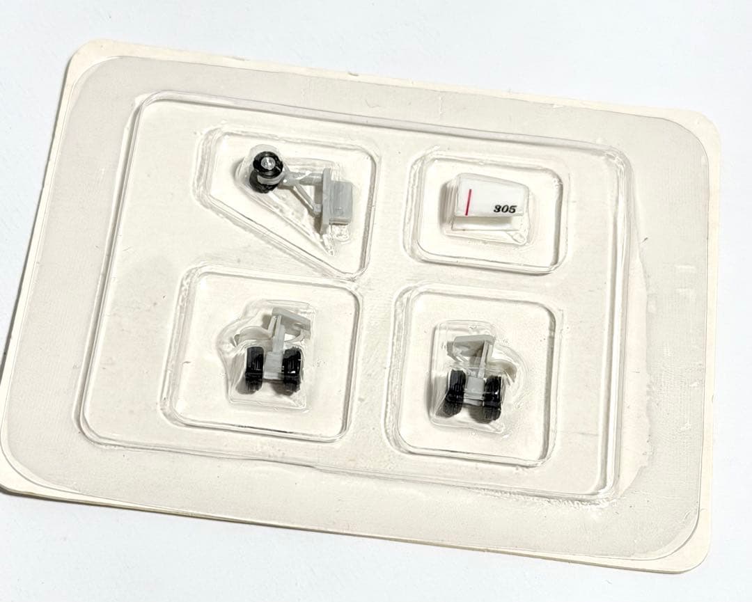 hogan 1/200 B737-500 AIRDO ベア・ドゥ号 JA305K - メルカリ