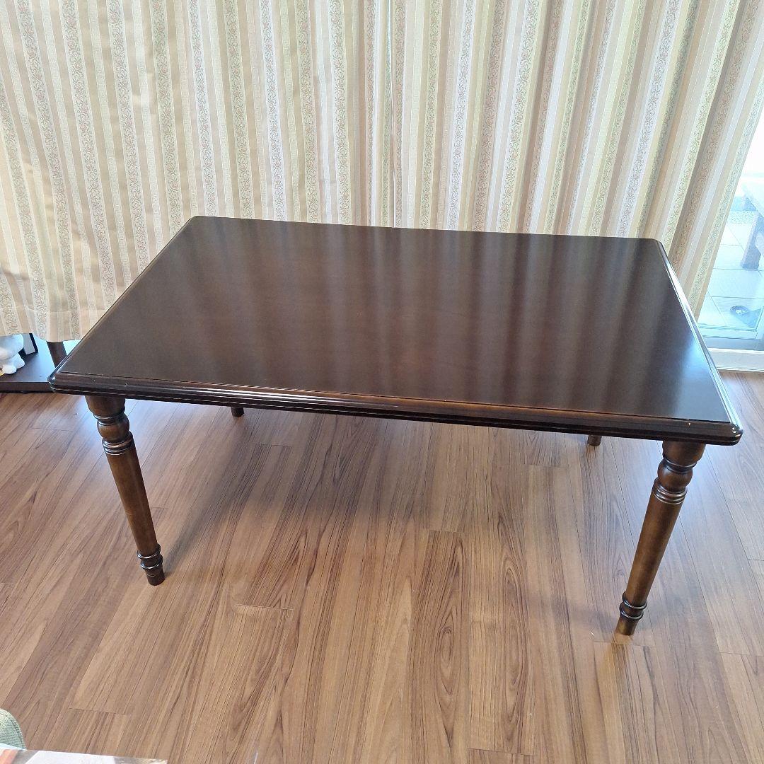 カリモク ダイニングテーブル(コロニアルシリーズ)