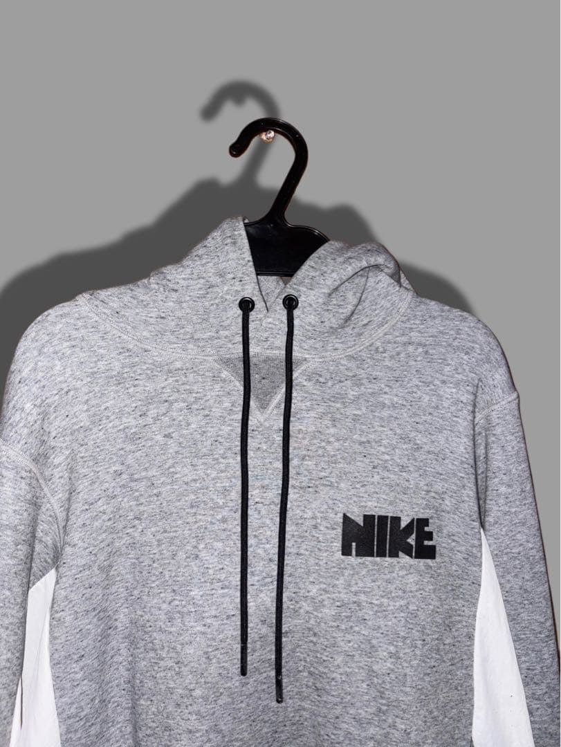 s*p様 NIKE ×sacai フード付きグレー/ホワイトパーカー　コラボ