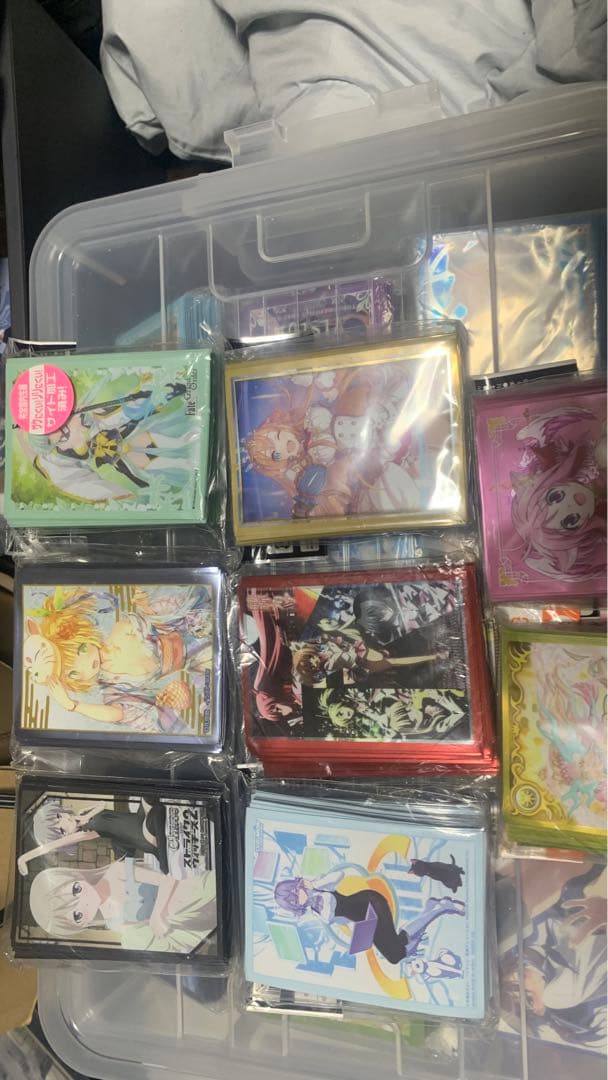 アニメキャラクター トレーディングカード多数