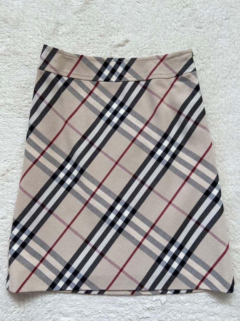 ☆美品☆BURBERRY バーバリーブルーレーベル　チェック柄　スカート☆