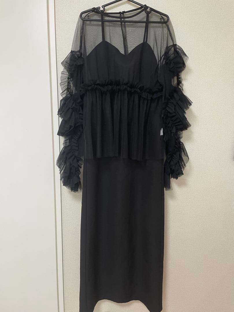 Ezick】Elegant volume sleeves セットキャミドレス