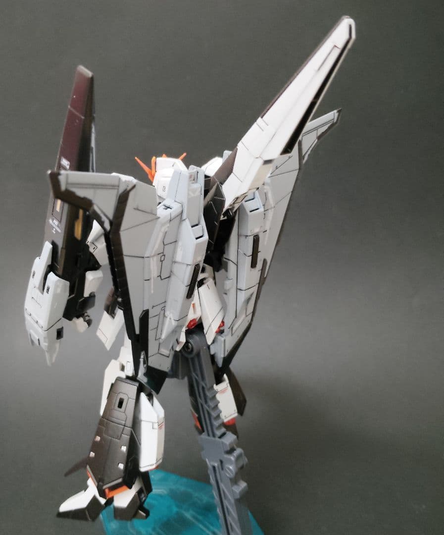 RG ゼータガンダム νガンダムイメージカラー完成品 塗装済 ガンプラ