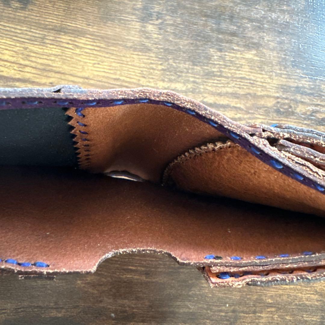 オジャガデザイン✩レザー二つ折り財布