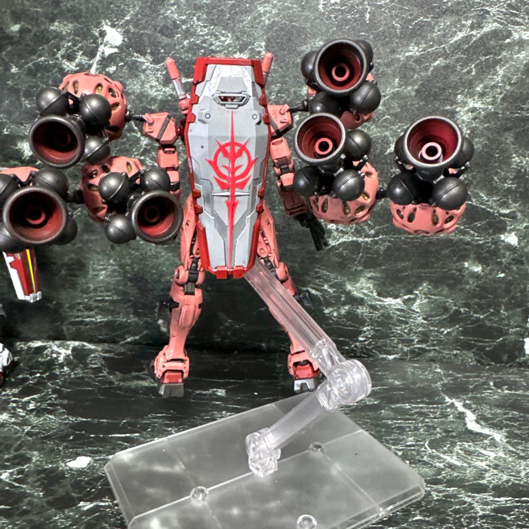 HG 赤いガンダム　ビット6個装備　塗装完成品　ガンプラ　ジークアクス