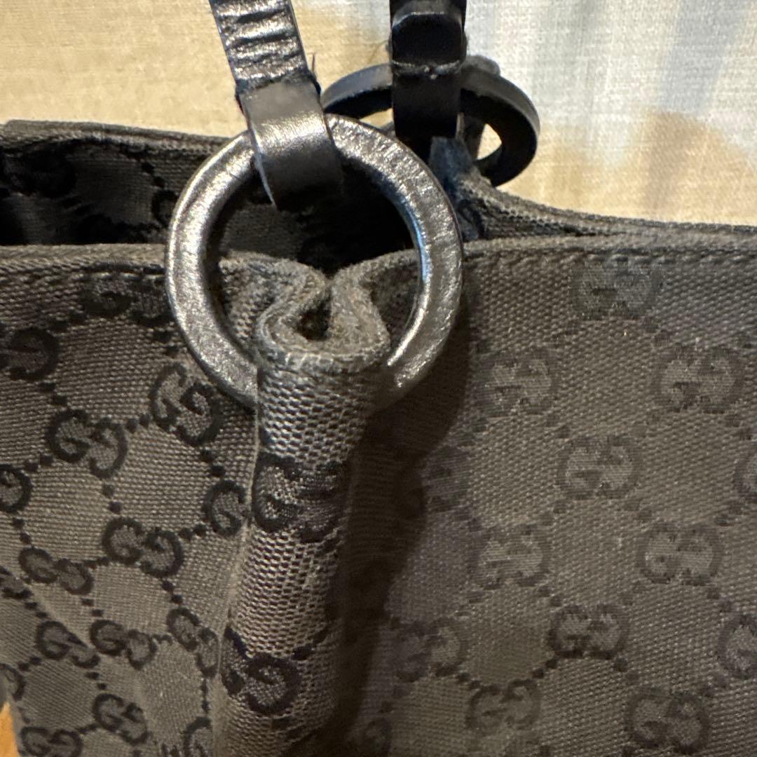 GUCCI ブラックキャンバス ハンドバッグ