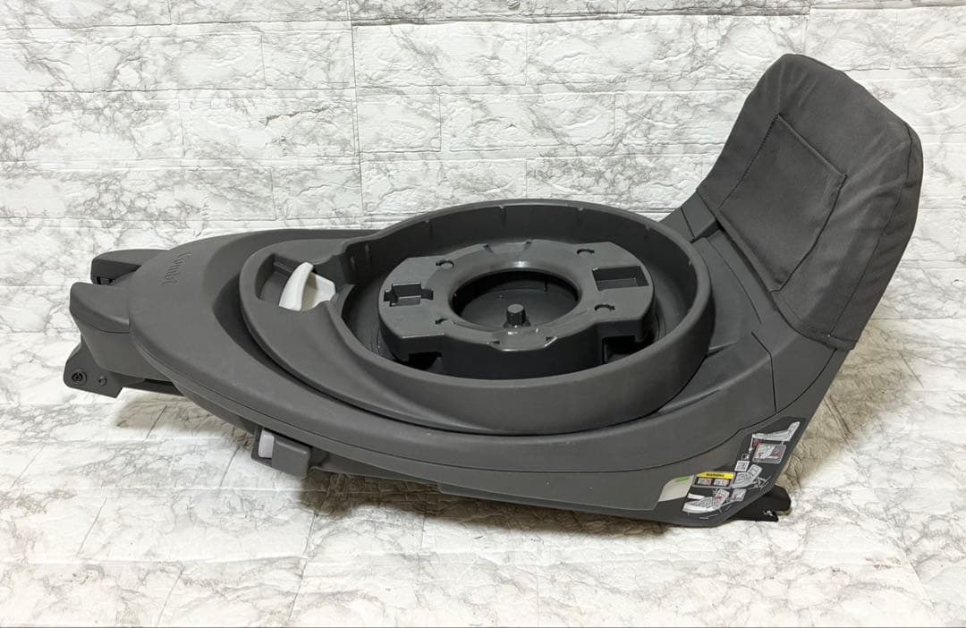 【美品】Combi The S Air ISOFIX エッグショック ZB690