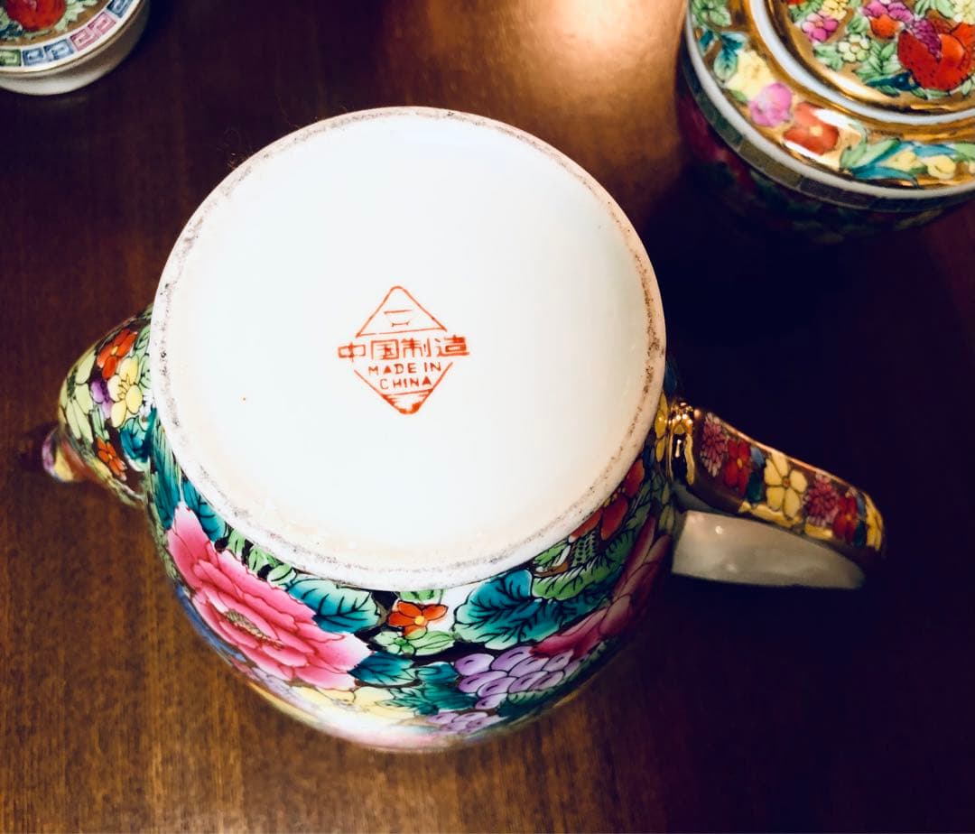 中国景徳鎮 十錦手 金地粉彩万華不落地 ティーセット