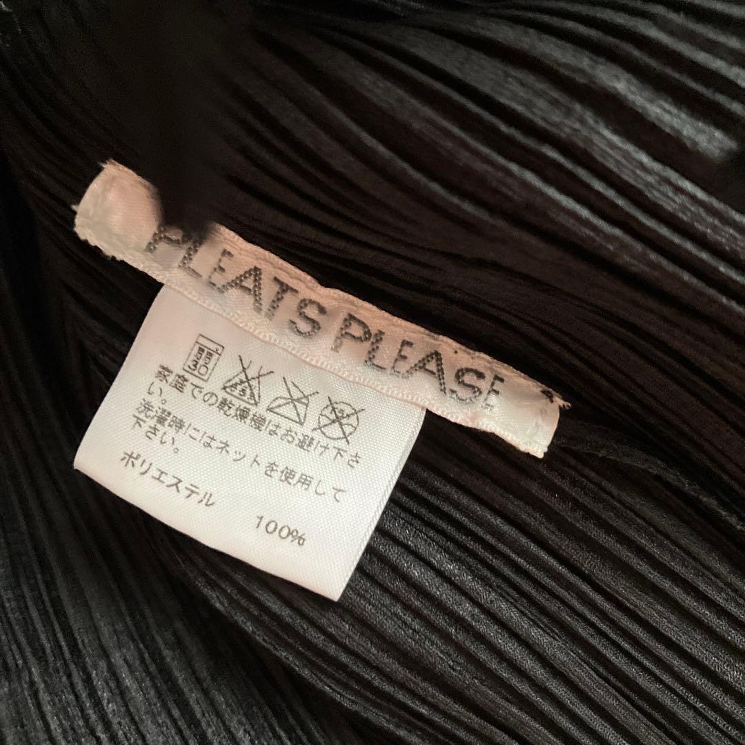 プリーツプリーズ　フリンジタンクトップ