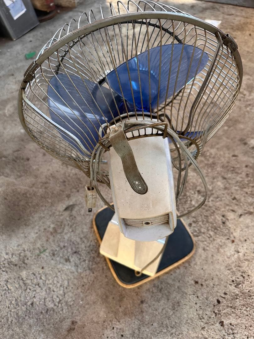 【動作品】日立 HITACHI 昭和レトロ 扇風機 アンティーク 首振り機能付き