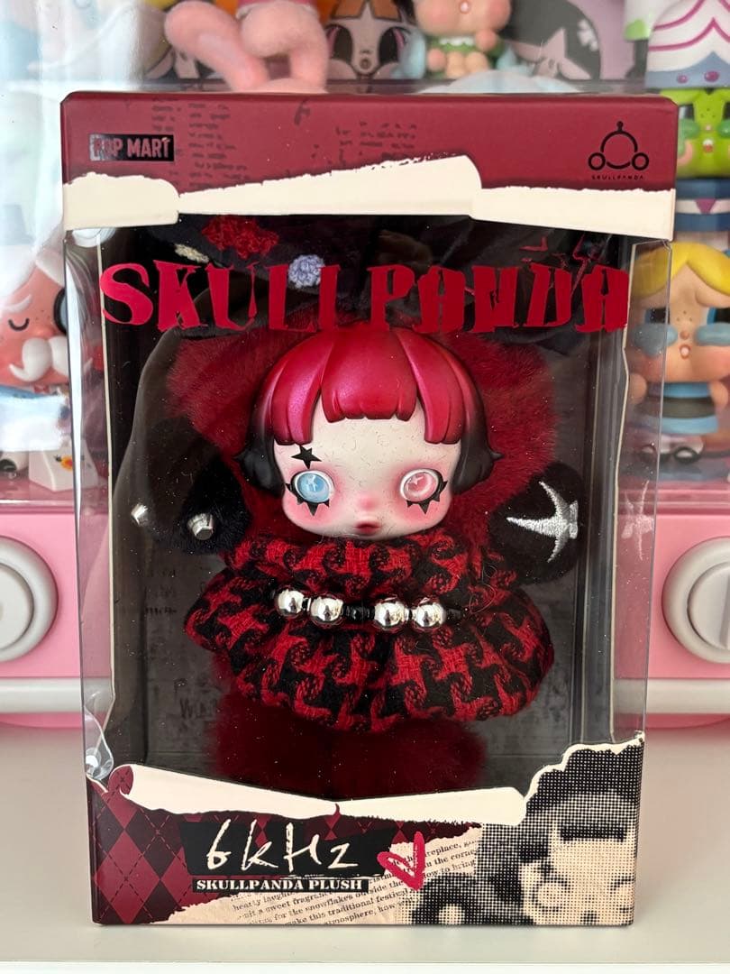 POPMART スカルパンダ ヨーロッパ限定 ぬいぐるみペンダント 6kHz