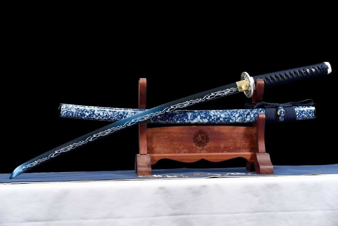 【冷炎武士刀】古兵器 刀装具 日本刀　模造刀 居合刀 武士道 鑑賞用 美術刀