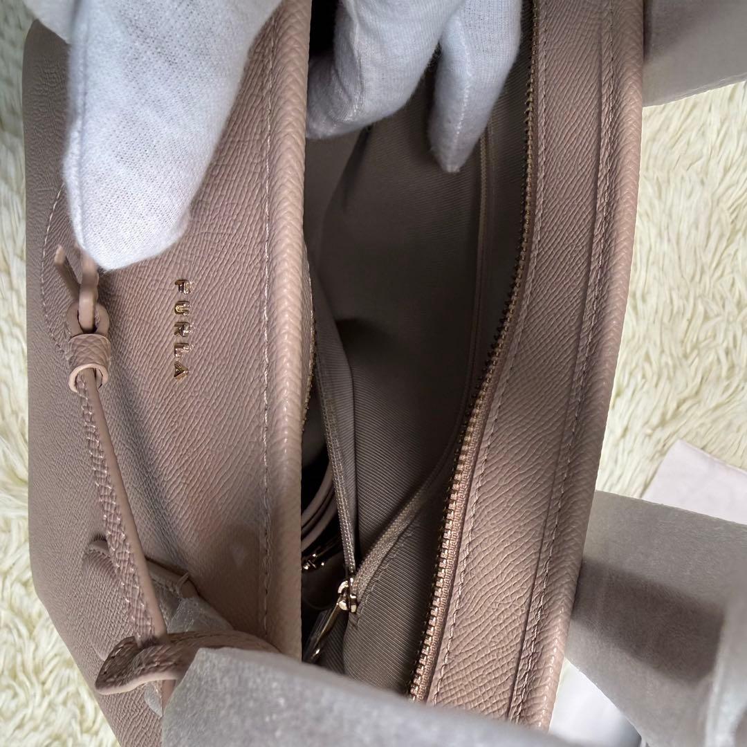 新品未使用 フルラ FURLA 2WAYショルダーバッグ クラシック