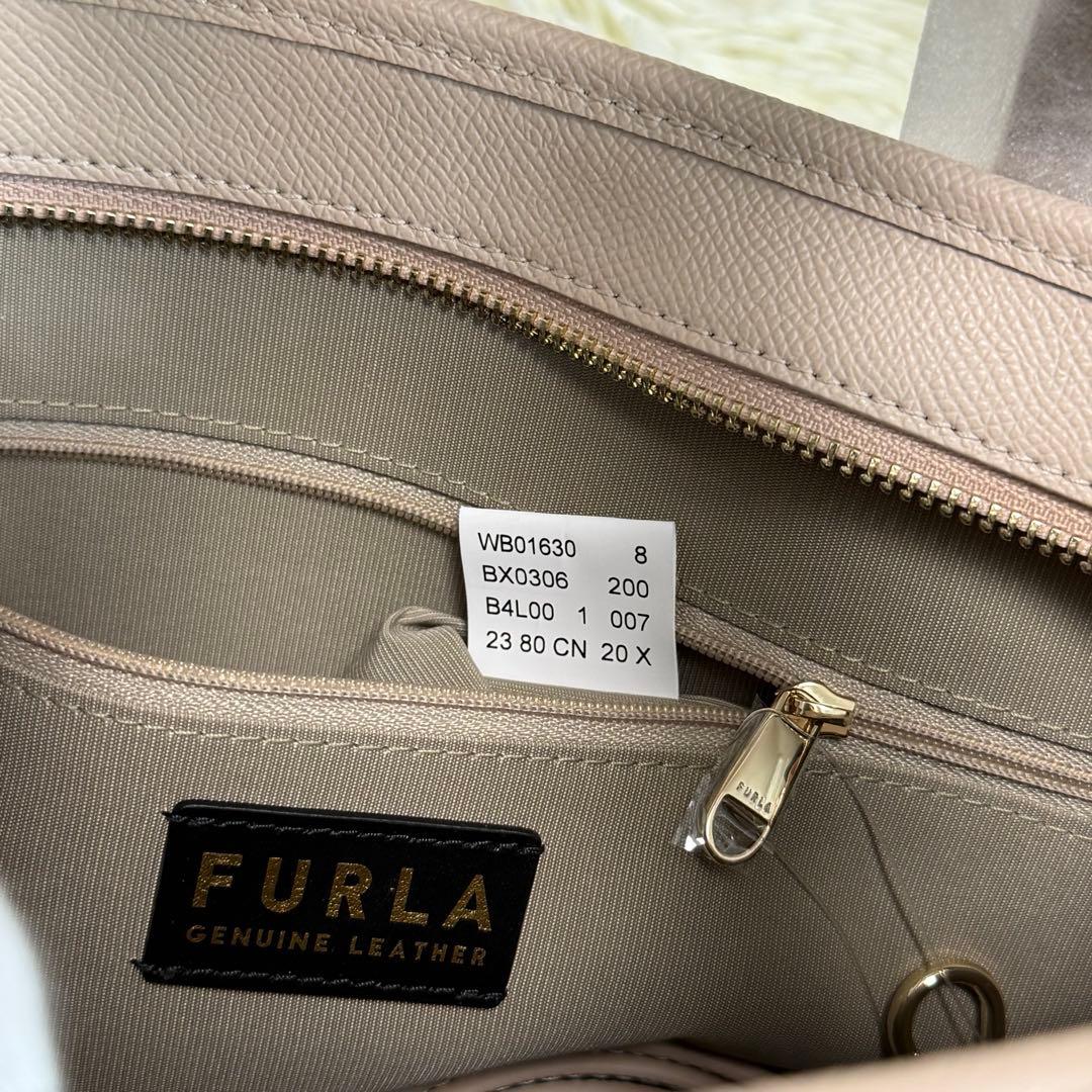 新品未使用 フルラ FURLA 2WAYショルダーバッグ クラシック