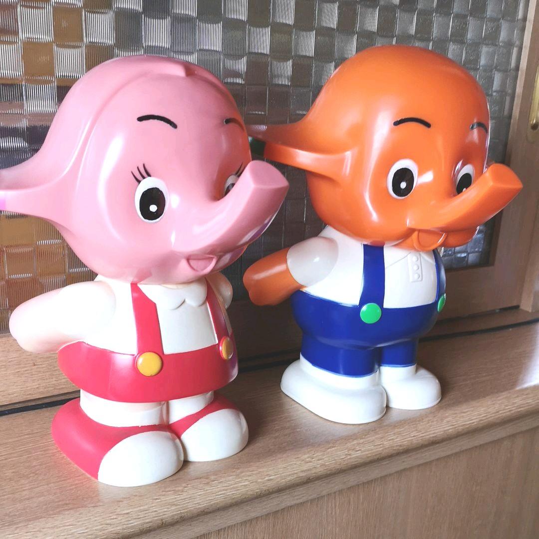 サトちゃん、さとこちゃんの貯金箱