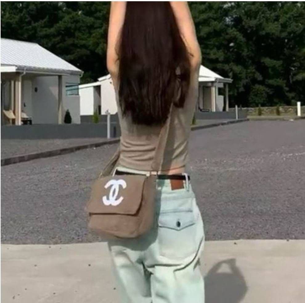 eikoeiko42421 ショルダーバッグ ベージュ ノベルティ