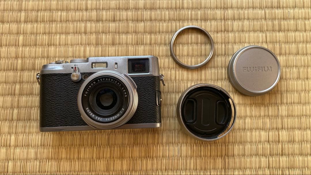 Fujifilm X100 中古 レンジファインダーカメラ 23mm F2 始まりの1台