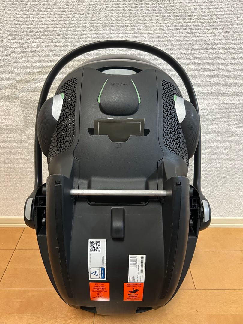 Cybex cloud g i-size サイベックス　ベビーシート