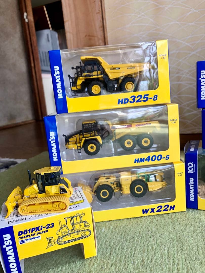 【人119様】コマツ ミニカーセット HD325-8 他　11点セット