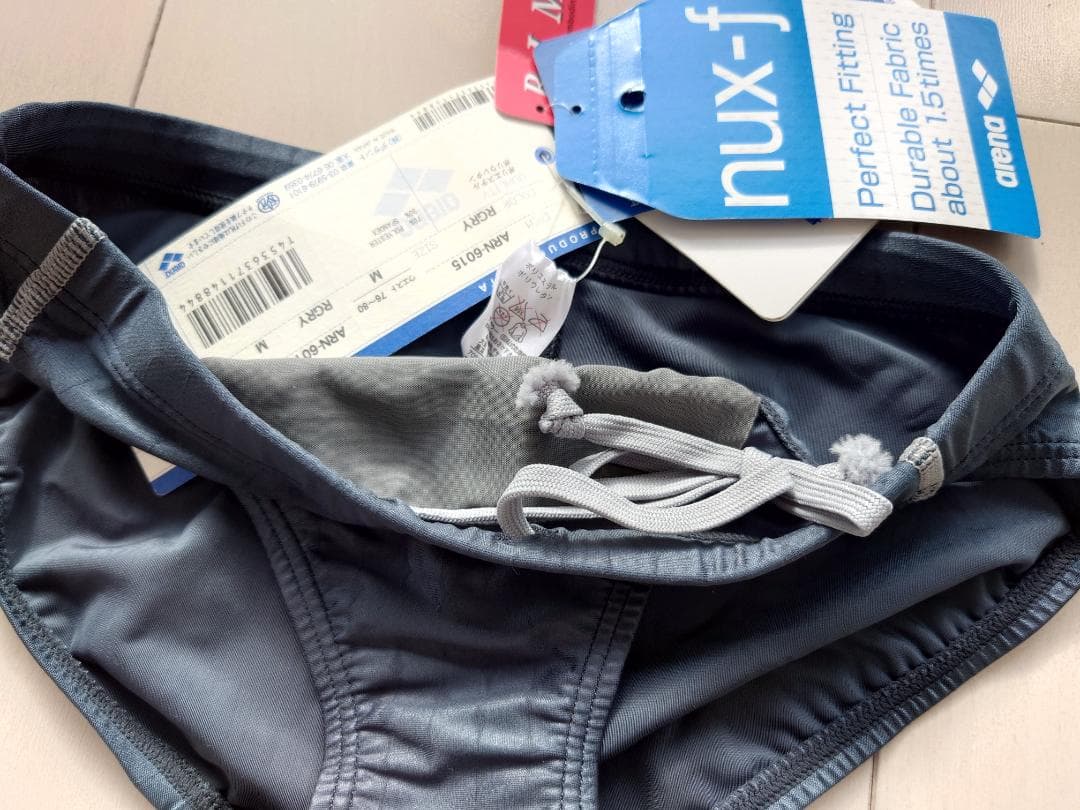 arena NUX-f ニュークス ARN-6015光沢グレイ Mサイズ競パン - メルカリ