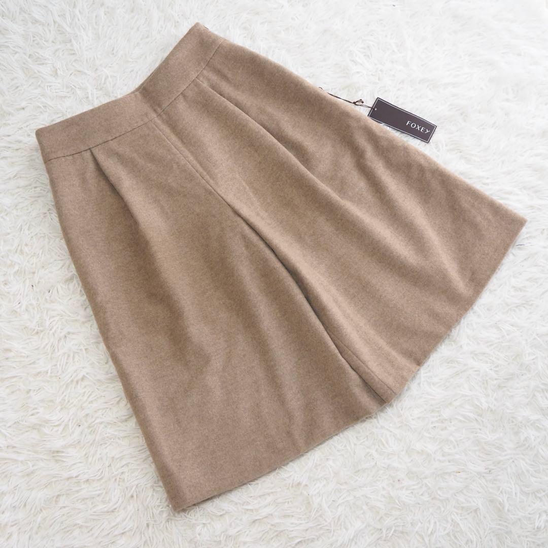 新品タグ付き フォクシー カシミヤ100% ワイドハーフパンツ ガウチョ 近年