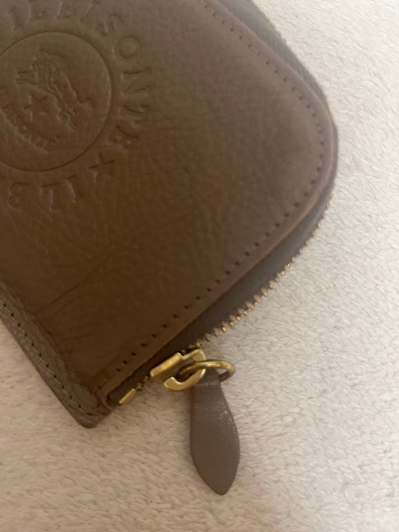 【IL BISONTE】 ケース【グレー】