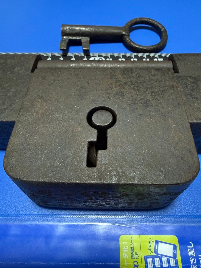 骨董 鉄製和錠 錠前 鍵 アンティーク 江戸 明治 大正 和鍵